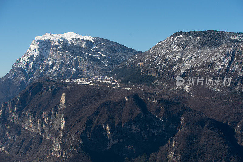 帕加内拉山， 特伦蒂诺